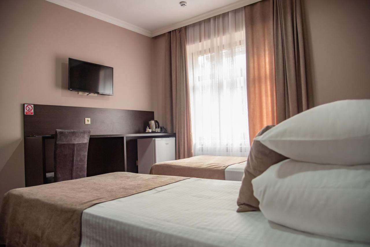 T&S Apart-Hotel Černovice Exteriér fotografie