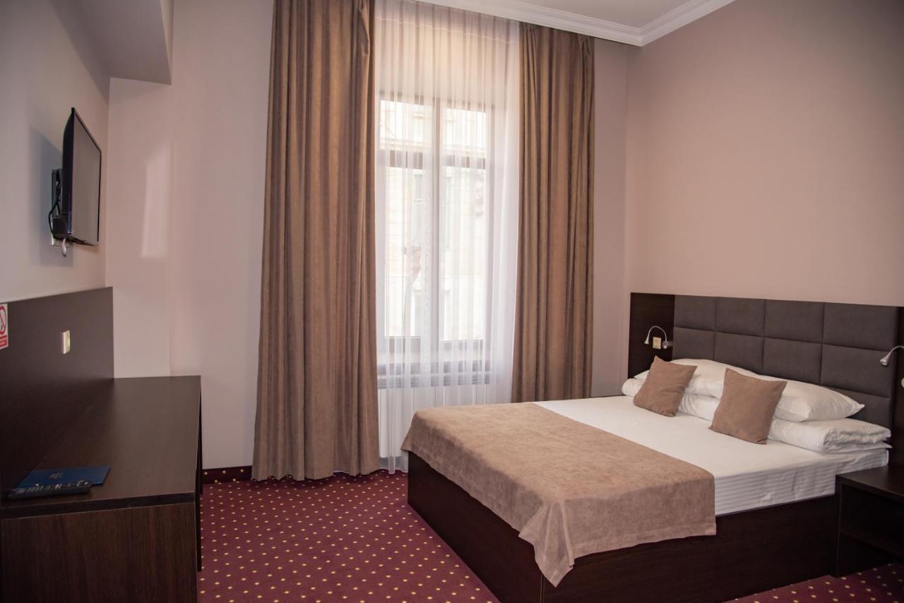 T&S Apart-Hotel Černovice Exteriér fotografie