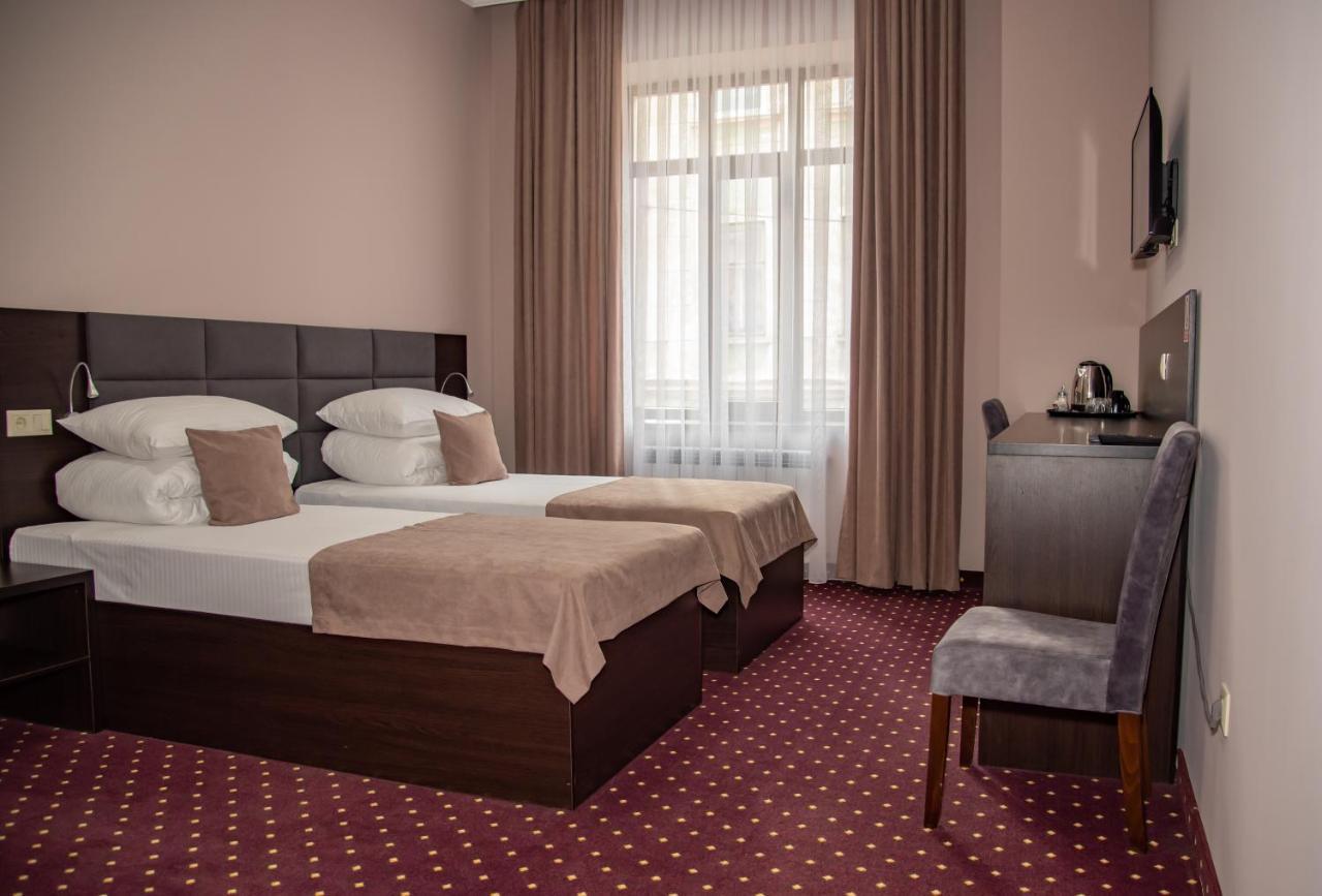 T&S Apart-Hotel Černovice Exteriér fotografie