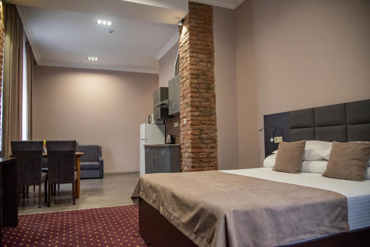 T&S Apart-Hotel Černovice Exteriér fotografie