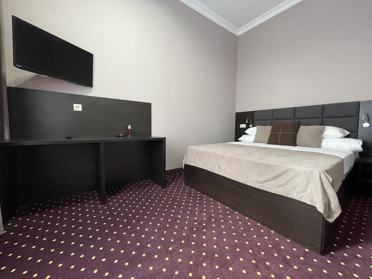 T&S Apart-Hotel Černovice Exteriér fotografie
