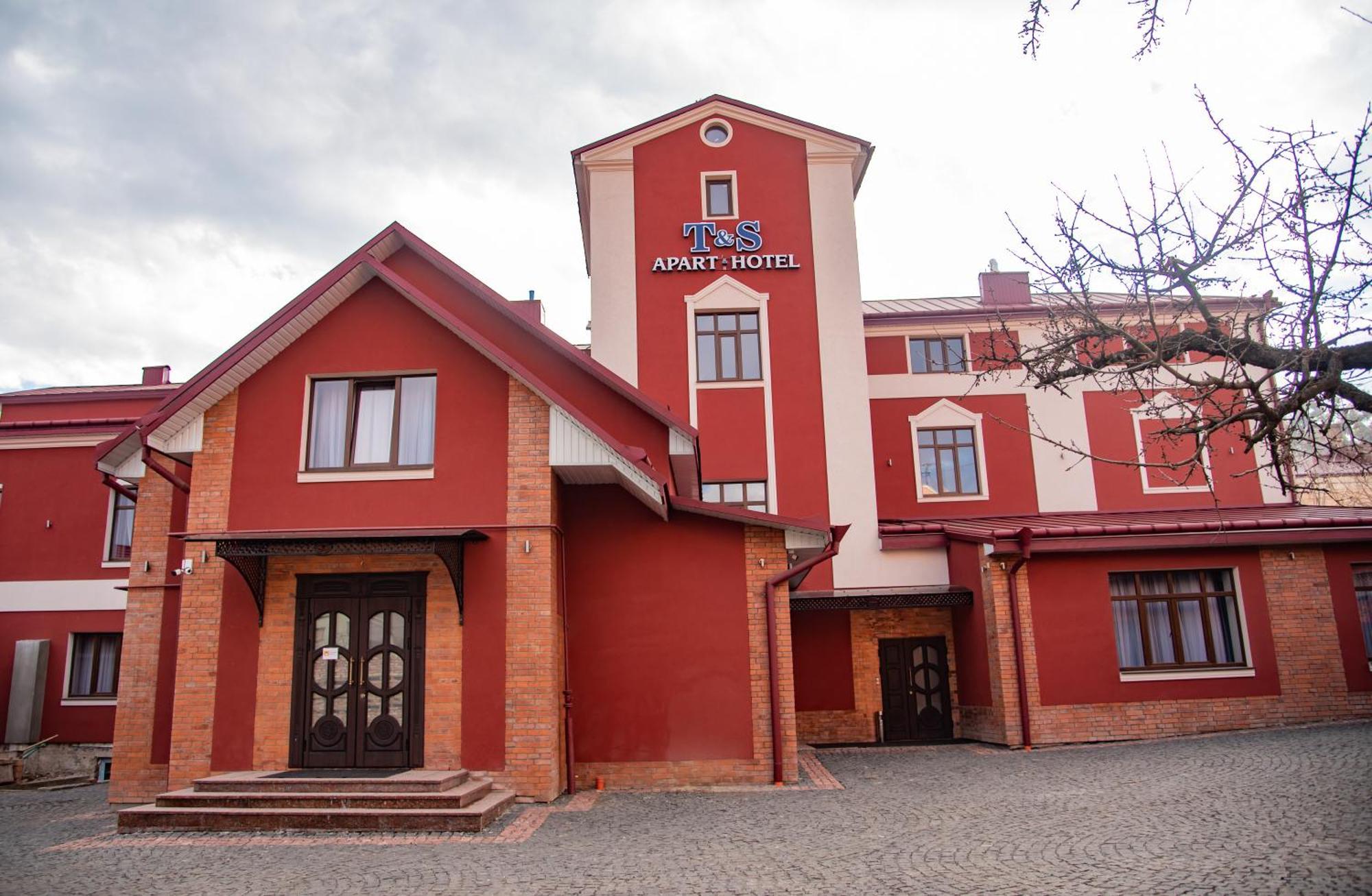 T&S Apart-Hotel Černovice Exteriér fotografie